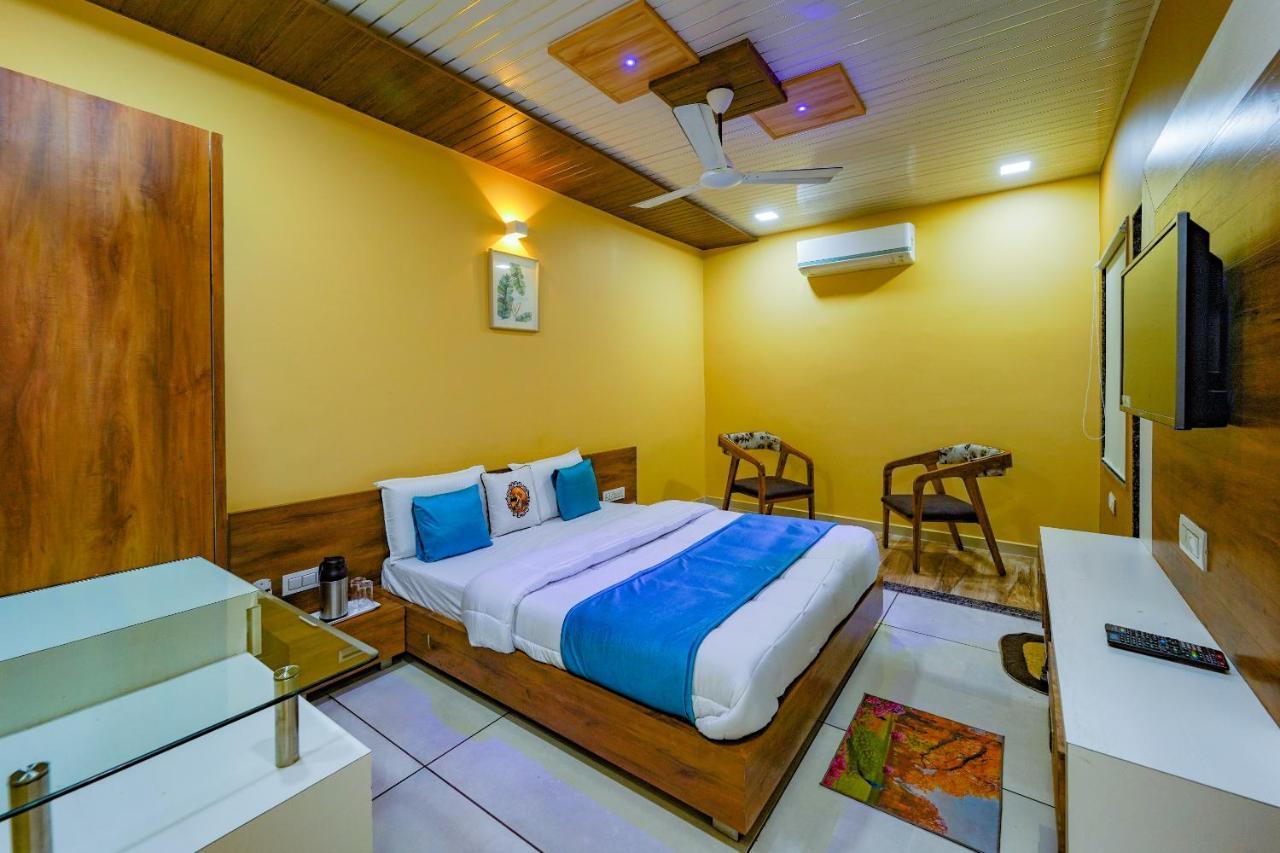 The Nest Residency Ahmedabad Exterior foto