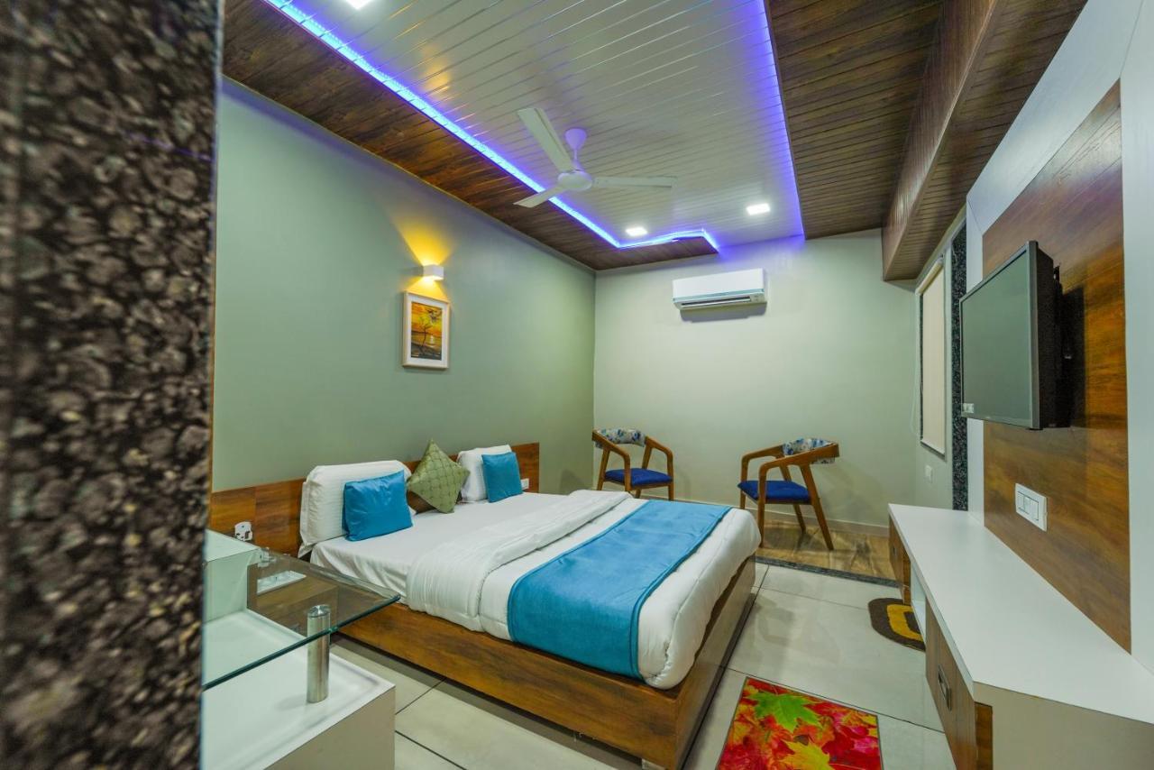 The Nest Residency Ahmedabad Exterior foto