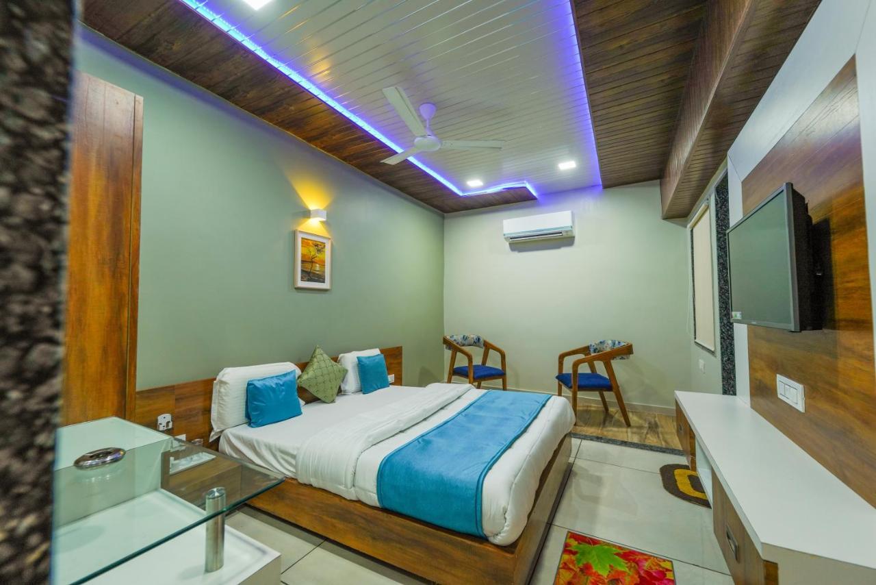 The Nest Residency Ahmedabad Exterior foto